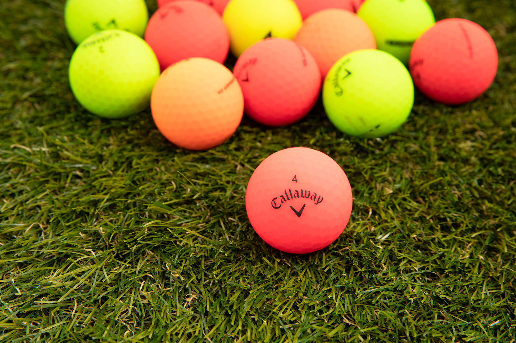 24 Colored Matte Golf Ball Mesh Bag Mix Clean Green Golf Balls